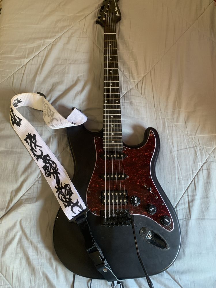 Guitarra e pedaleira