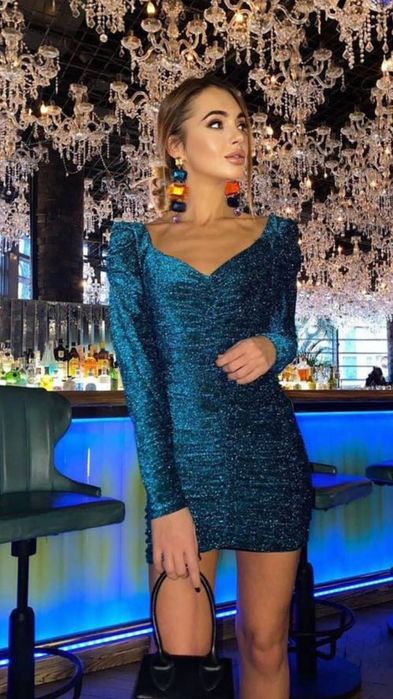 Плаття святкове на xs-s дуже красиве