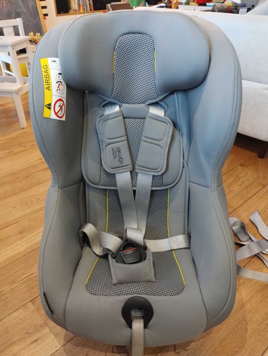 Fotelik samochodowy Britax Römer Max-Way Plus RWF 9-25 kg