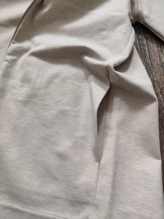 Зипхуди COS размер s