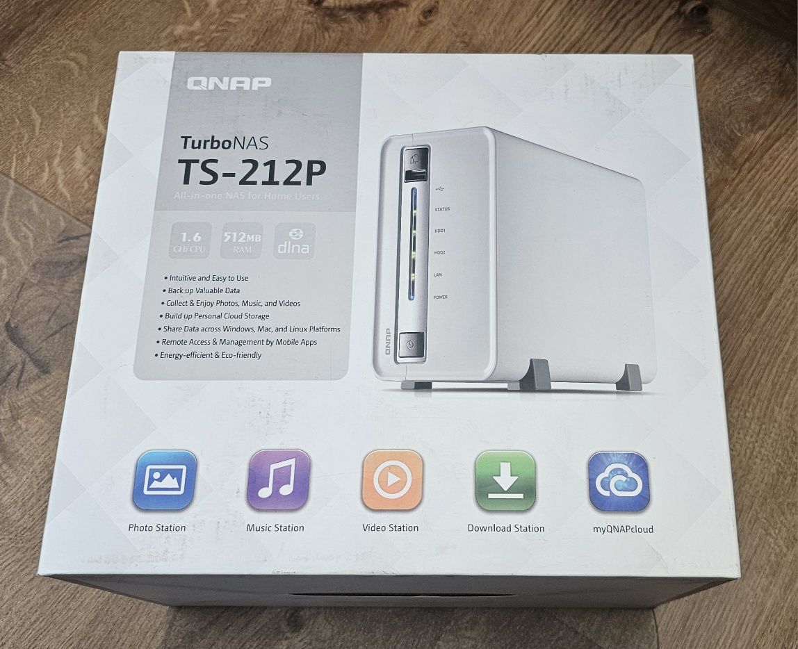 QNAP TS-212P NAS-System 1,6GHz 512MB RAM 2xBAY
QNAP TS-212P NAS-System