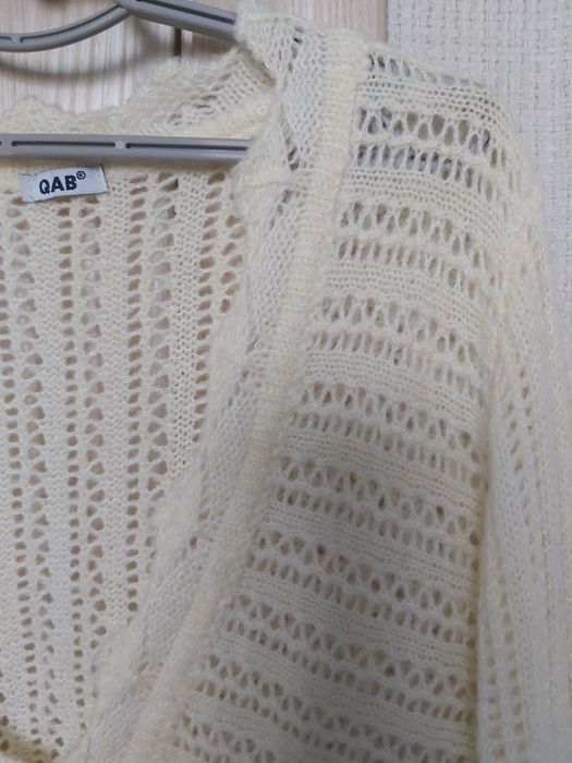 Кофтина xs/s  без гудзиків ажурна