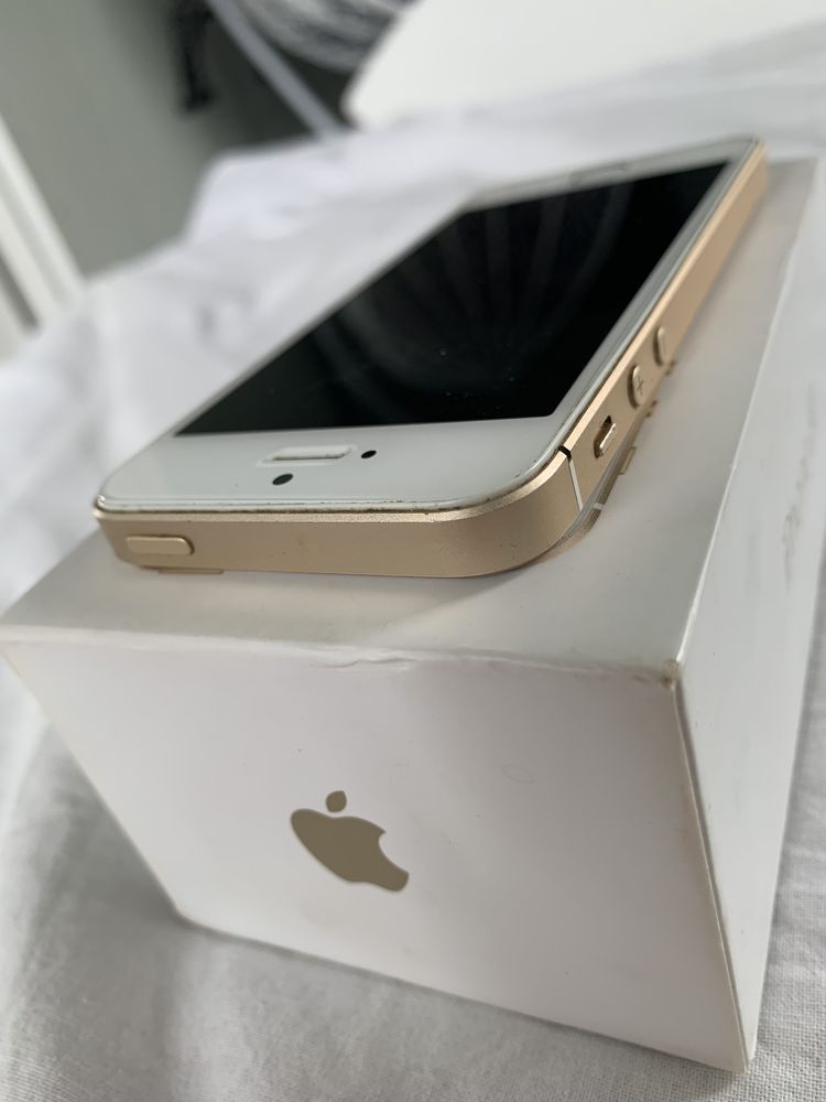 Iphone SE złoty 64 GB +gratisy