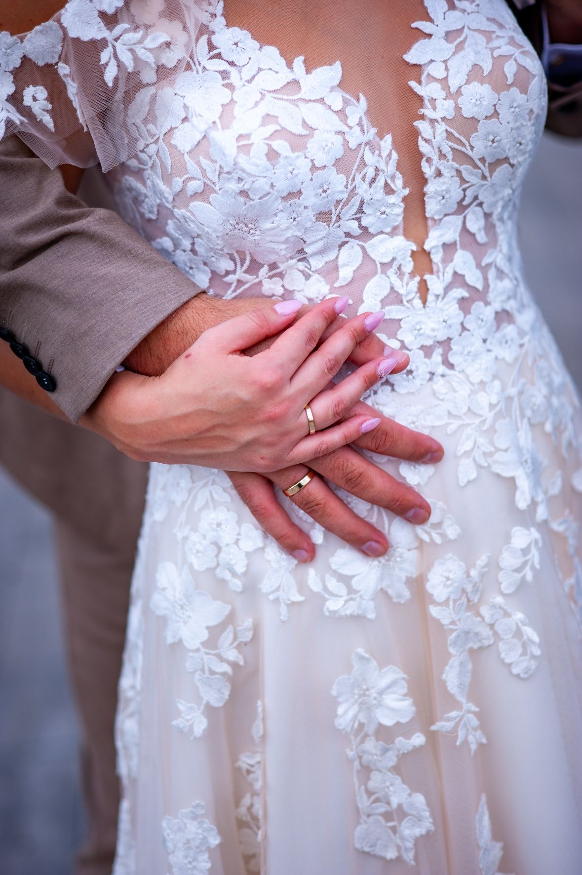 Suknia ślubna - brzoskwiniowa