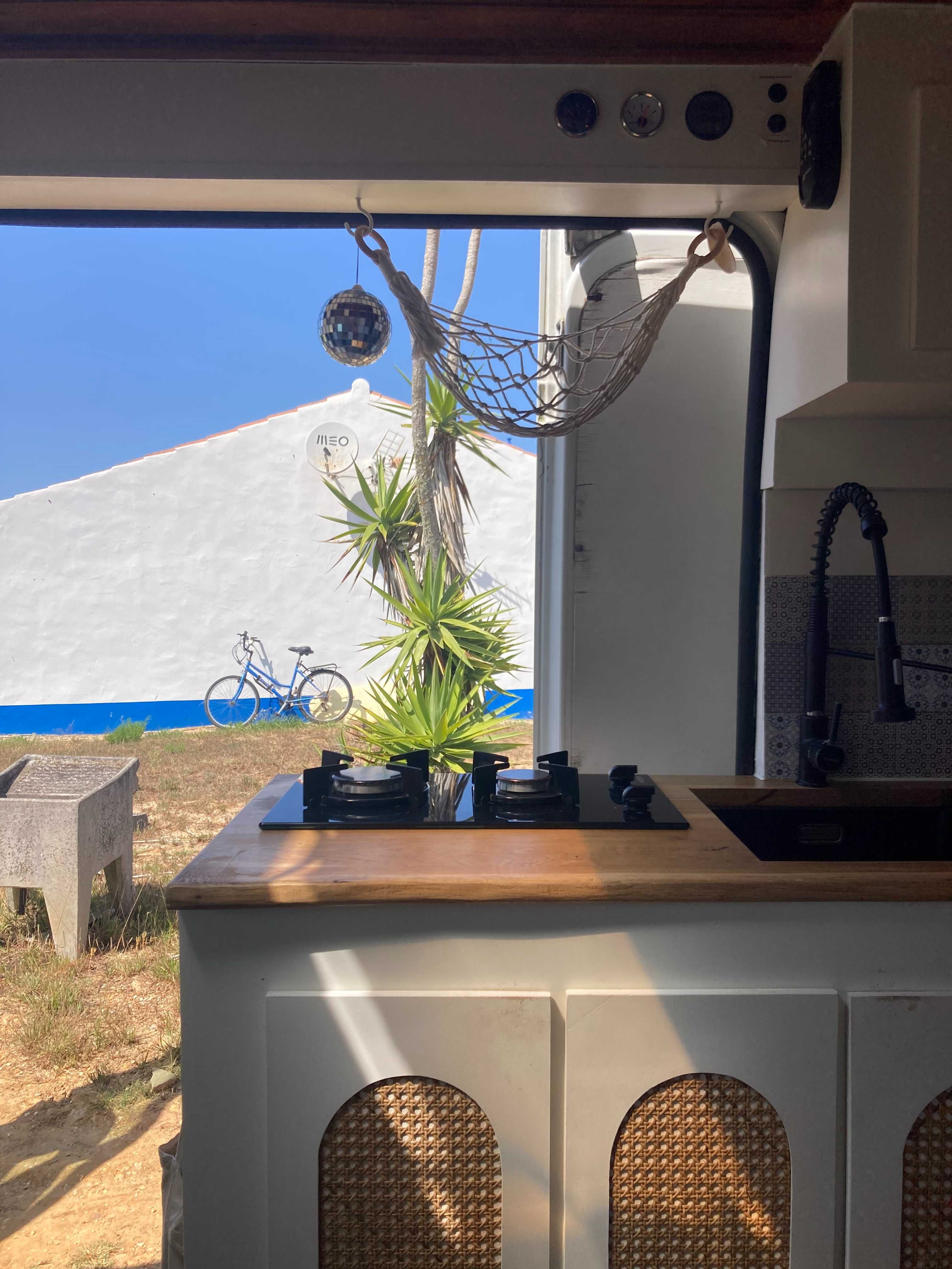 Peugeot Boxer Campervan (2012) – L3H2 – 228,000 km