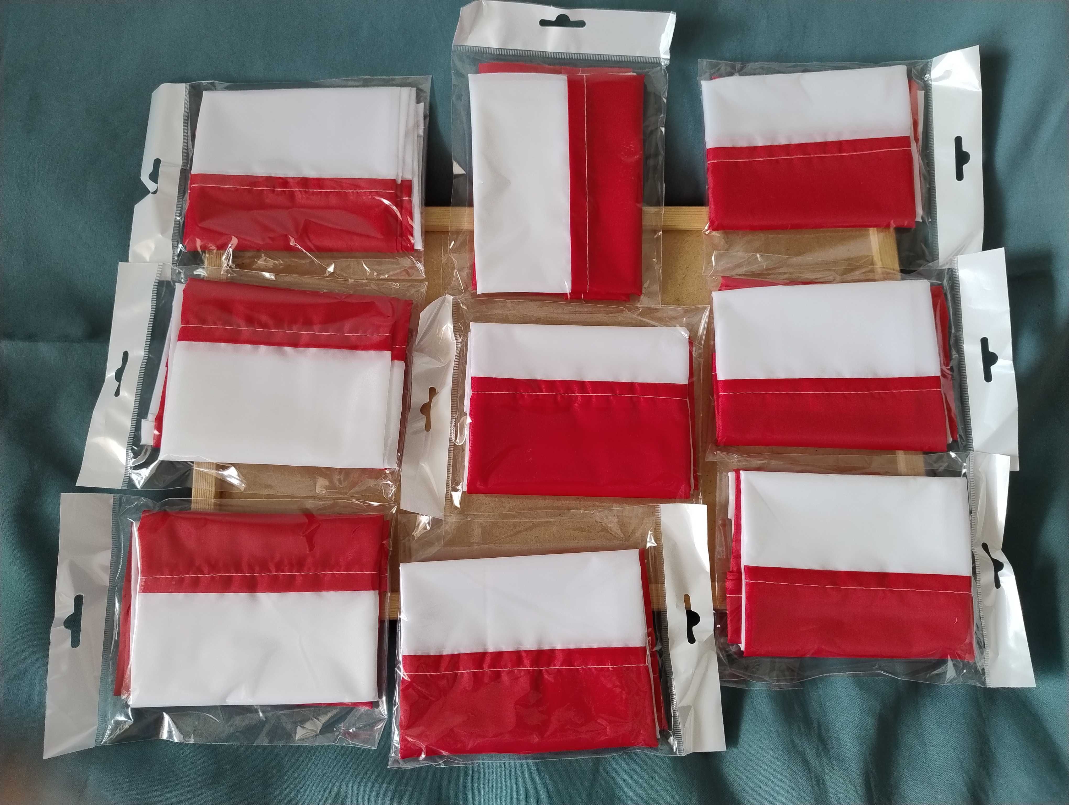 Biało czerwona flaga Polski 64 x111 cm, nowa oryginalnie zapakowana