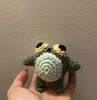 żaba na szydełku amigurumi