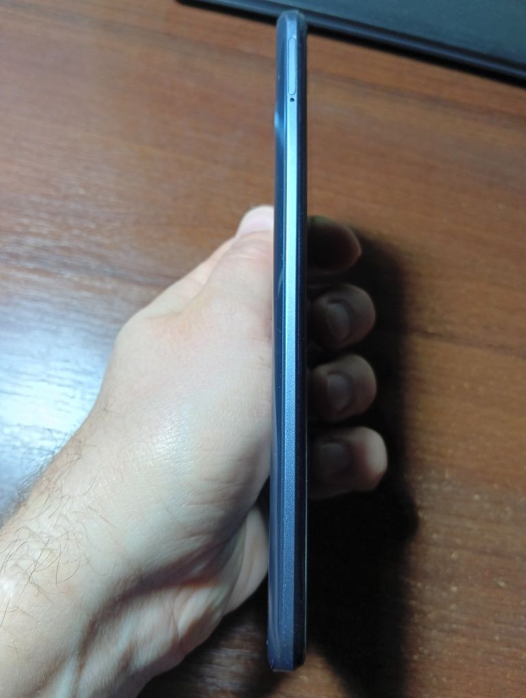 Смартфон Realme 8 Pro 8/128 Gb у доброму стані