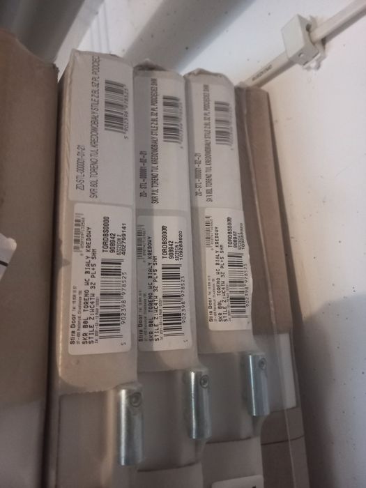 Drzwi łazienkowe i pokojowe przylgowe Toreno 80 kredowobiałe