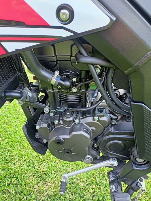 Aprilia 125 SX Supermoto ABS mały przebieg