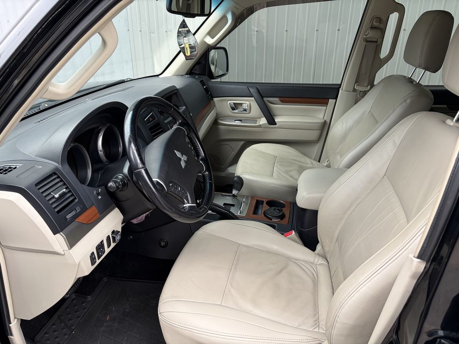 Mitsubishi Pajero 3,8 2007