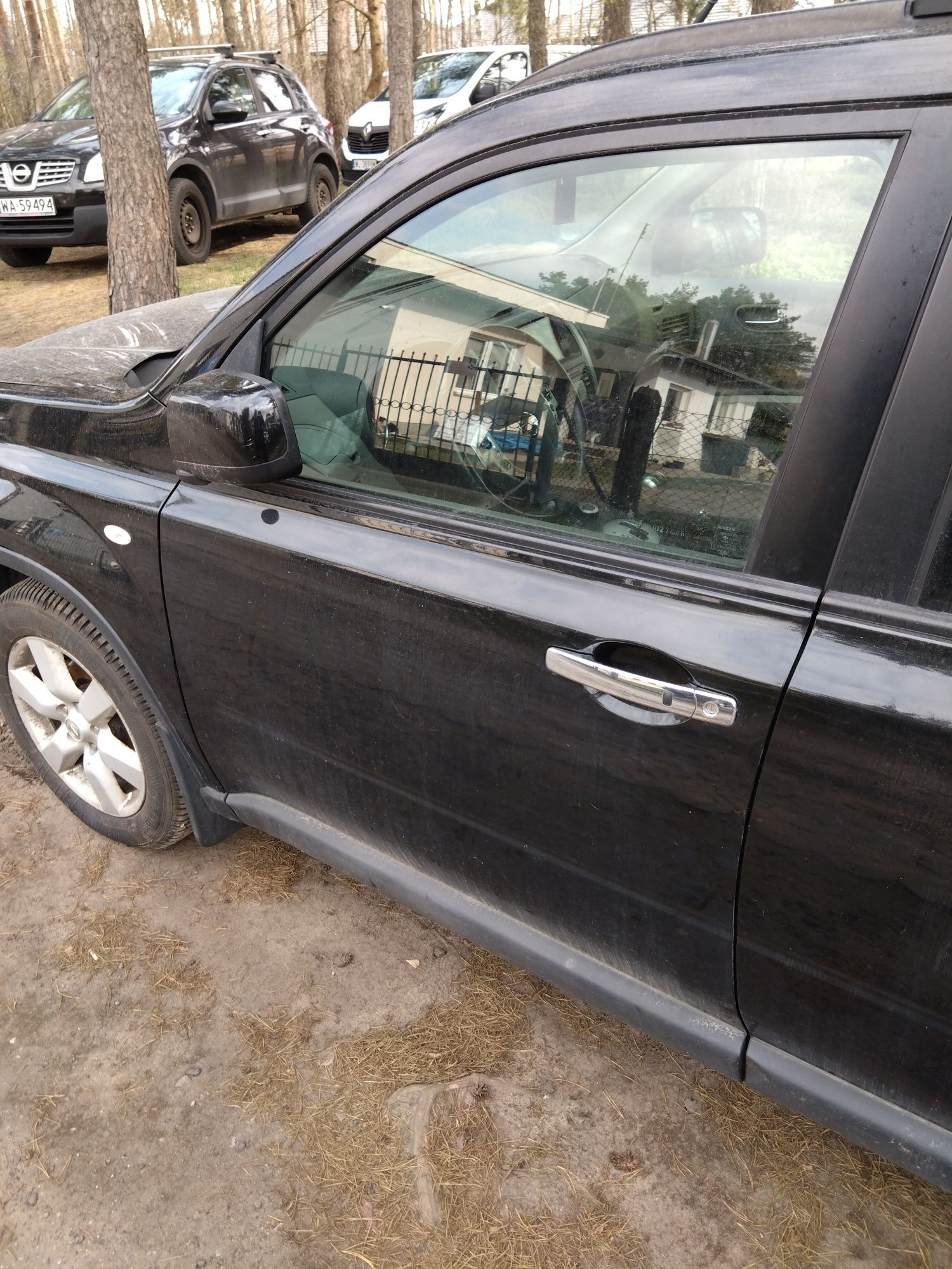 Klapa bagażnika szyba błotnik pas wzmocnienie nissan x-trail 2009 T31
