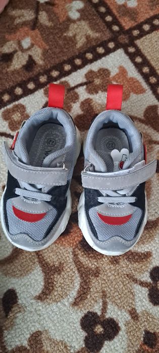 Дитячі кросівки для хлопчиків