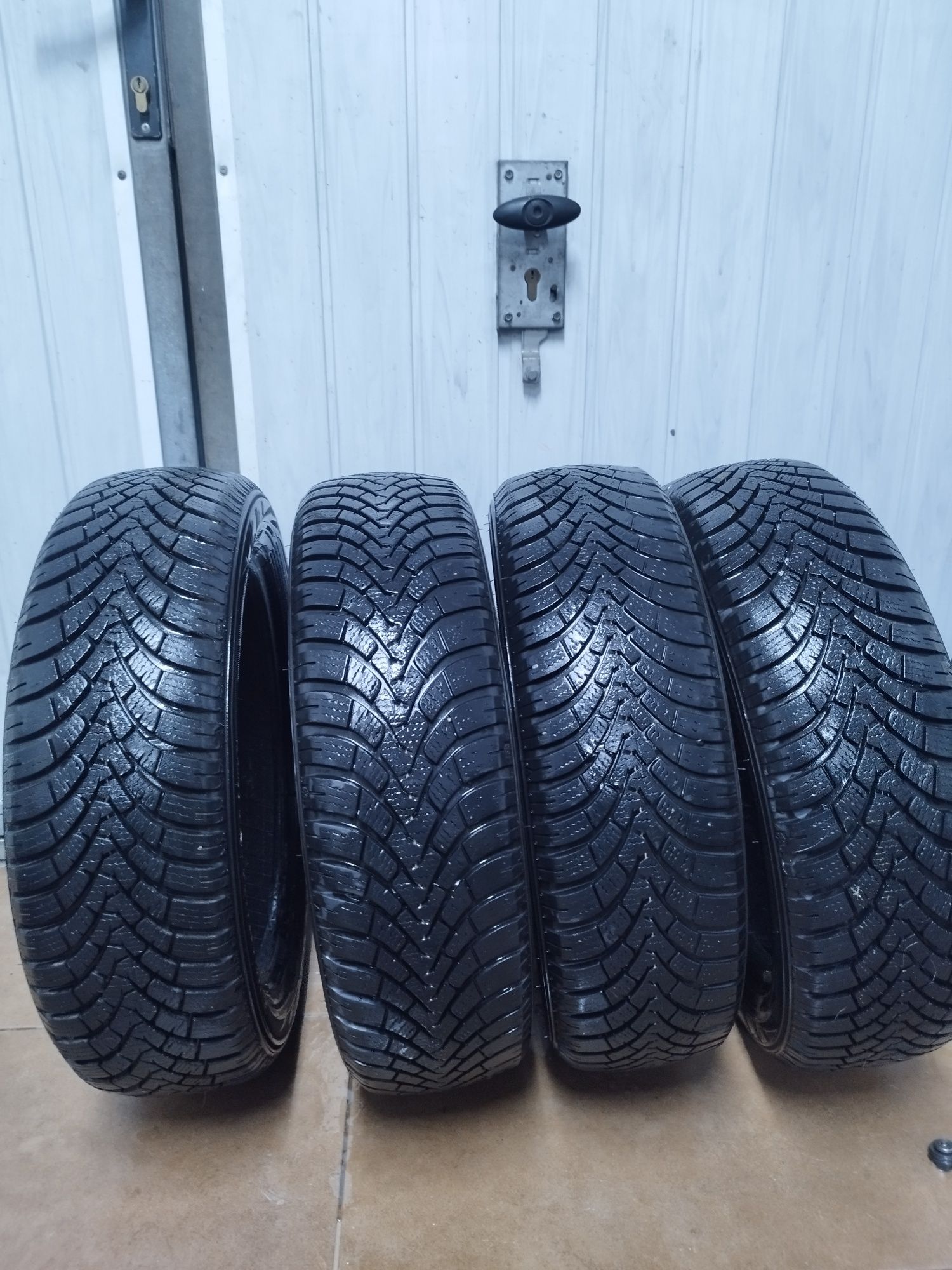 Opony zimowe 155/60 R15 FALKEN microcar