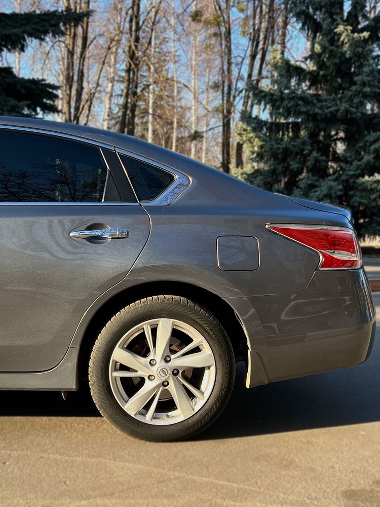 Nissan Altima SL(максимальная) Газ/бензин | Идеальное состояние