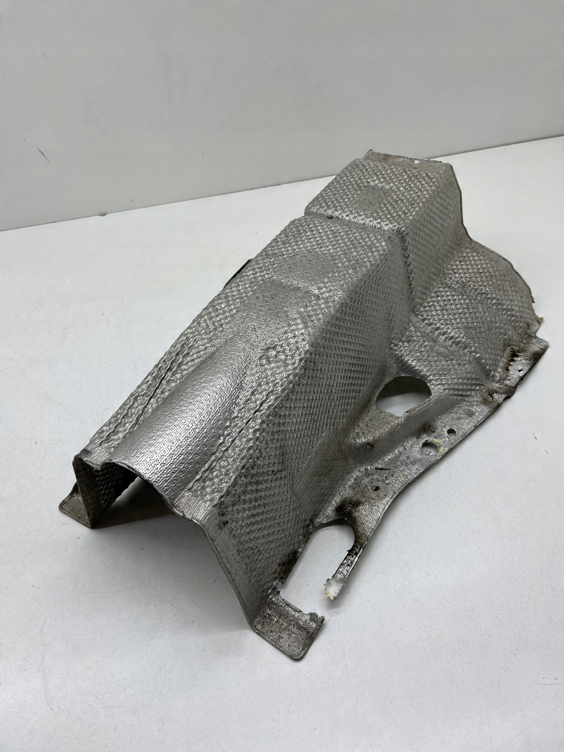 Audi A7 A6 C7 Osłona Termiczna Tunelu Środkowego Skrzyni