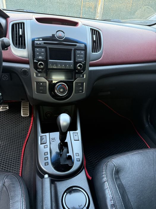Kia cerato kuop автомат, 2л газ бен