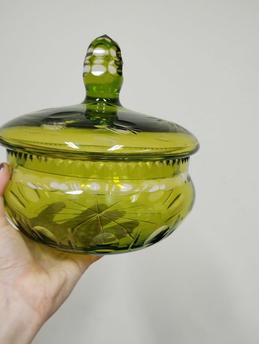 Duża zielona szkatułka prl