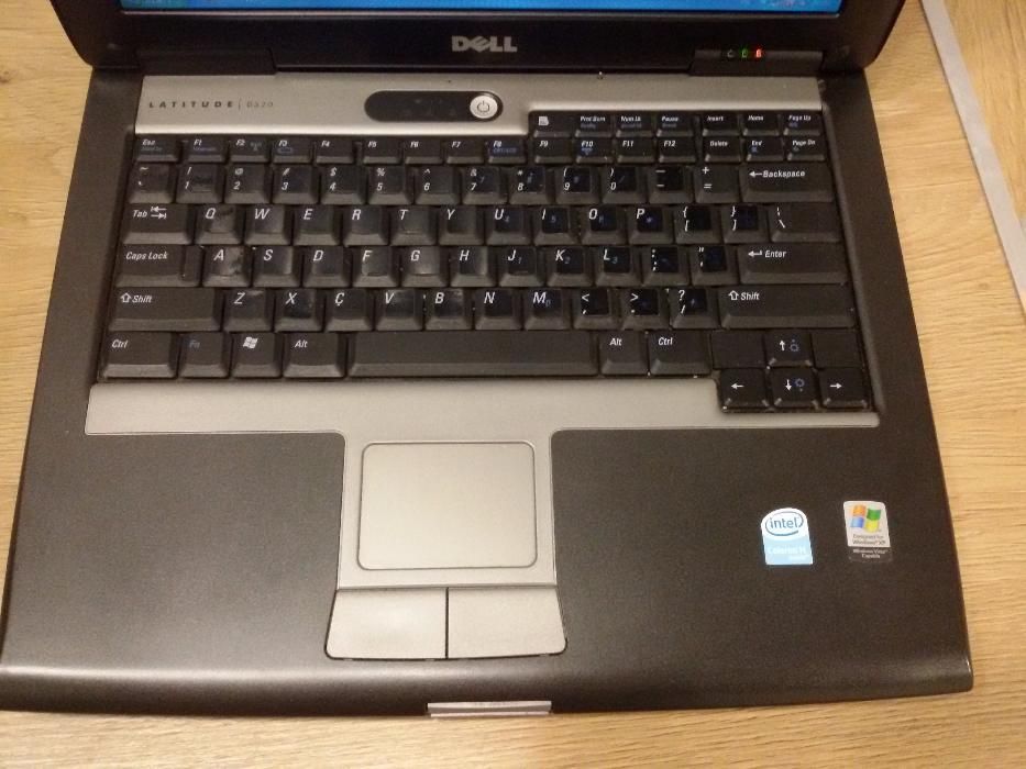 Ноутбук DELL Latitude D520