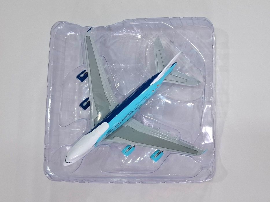 Airbus 380-800 “Save the Coral Reefs” da Hifly – 1/400