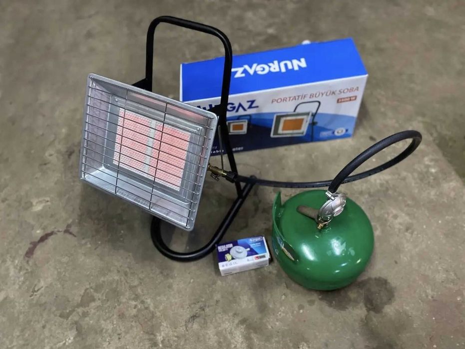 газовый обогреватель для больших комнат 3500 ватт с подставкой