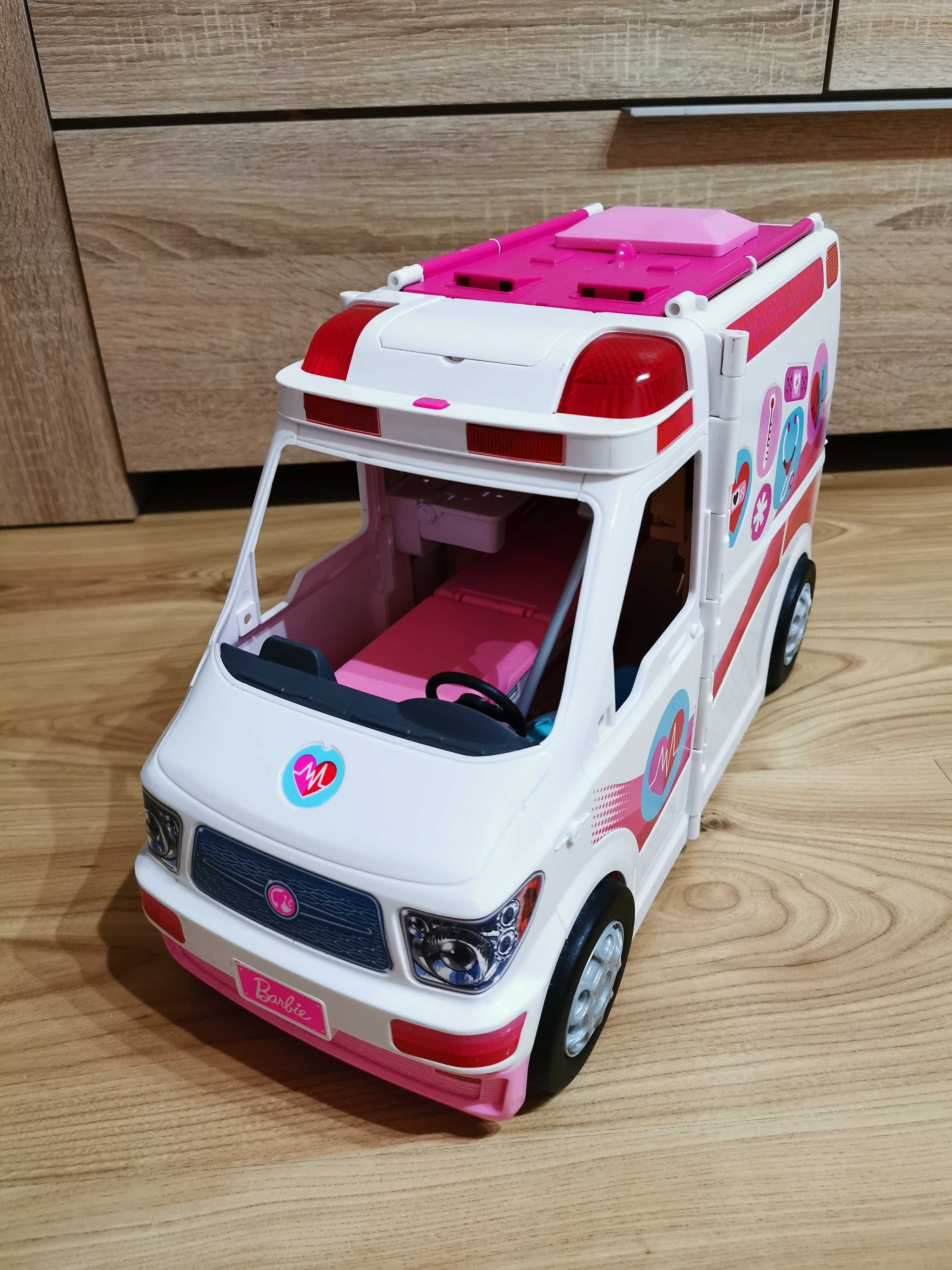 Karetka mobilna Barbie