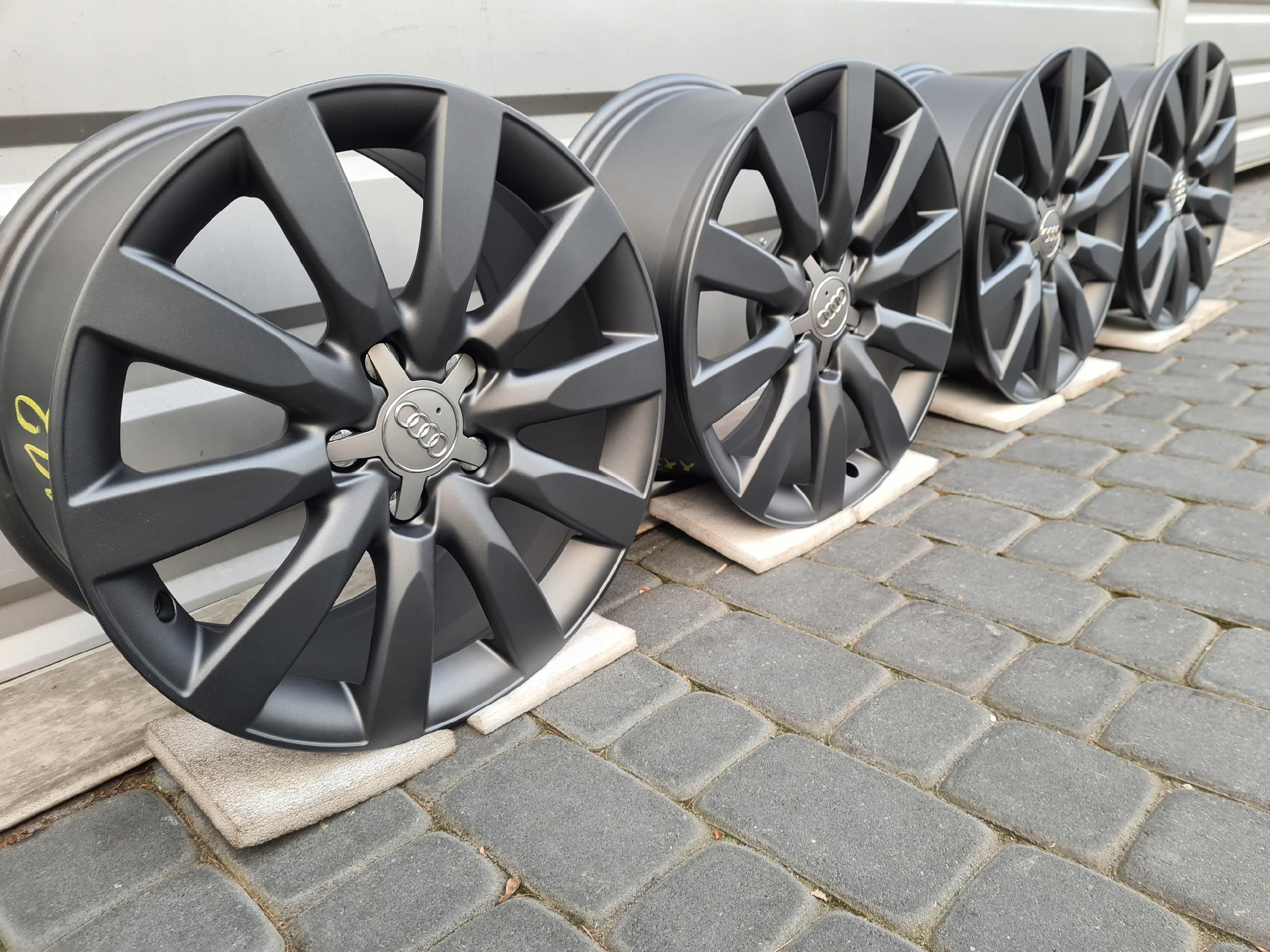 Oryginalne Felgi Audi 17 A3 A4 A6 A8 Q3 Q5 TT