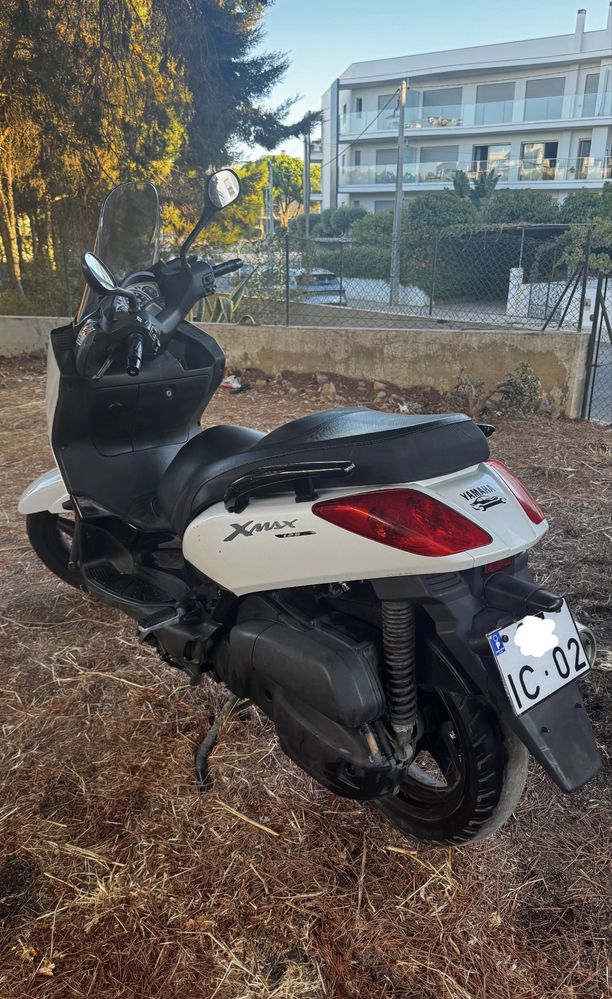 Yamaha XMax 125 – 2009 – Apenas 26.950 km