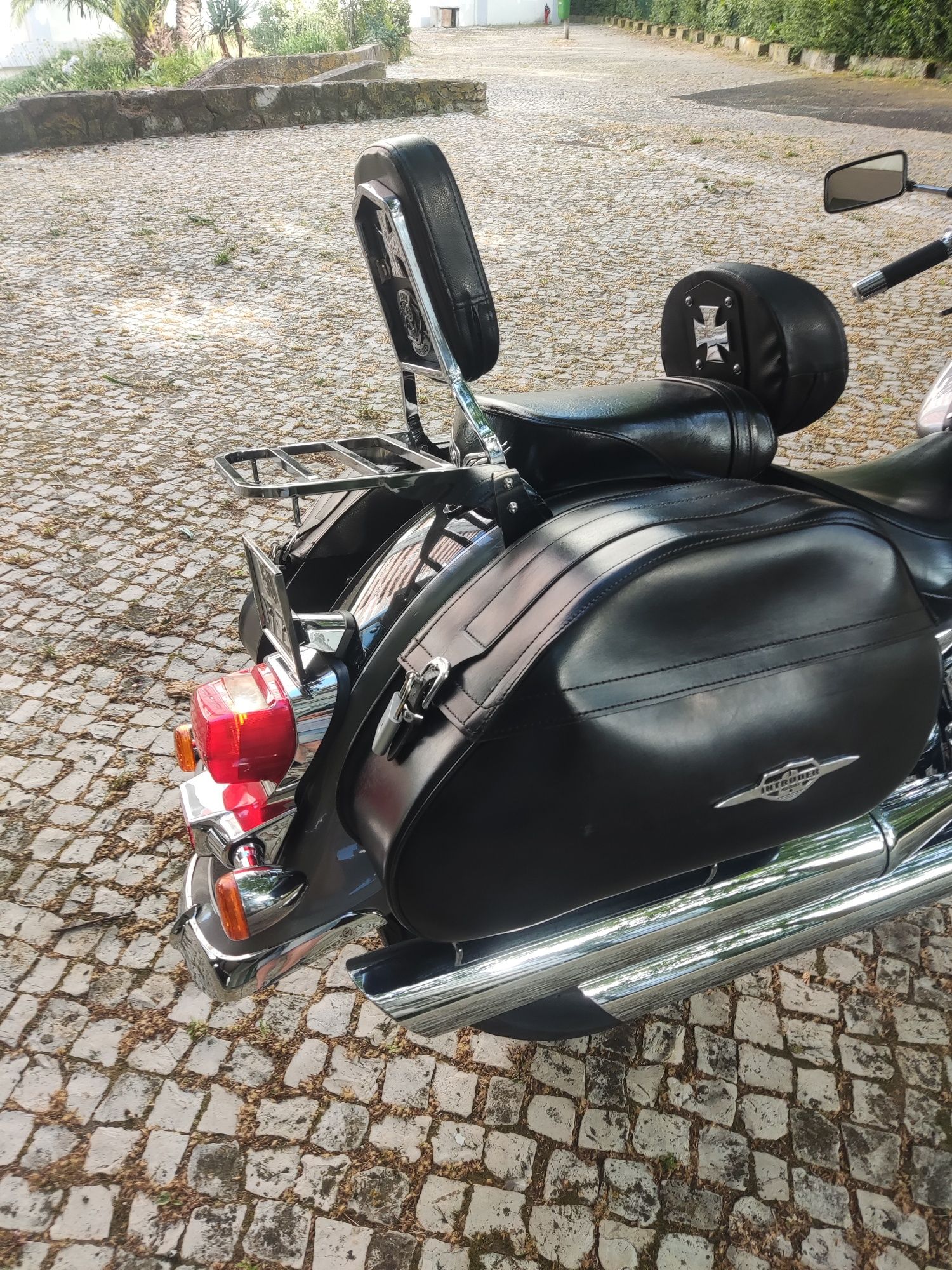 Suzuki Intruder VL800