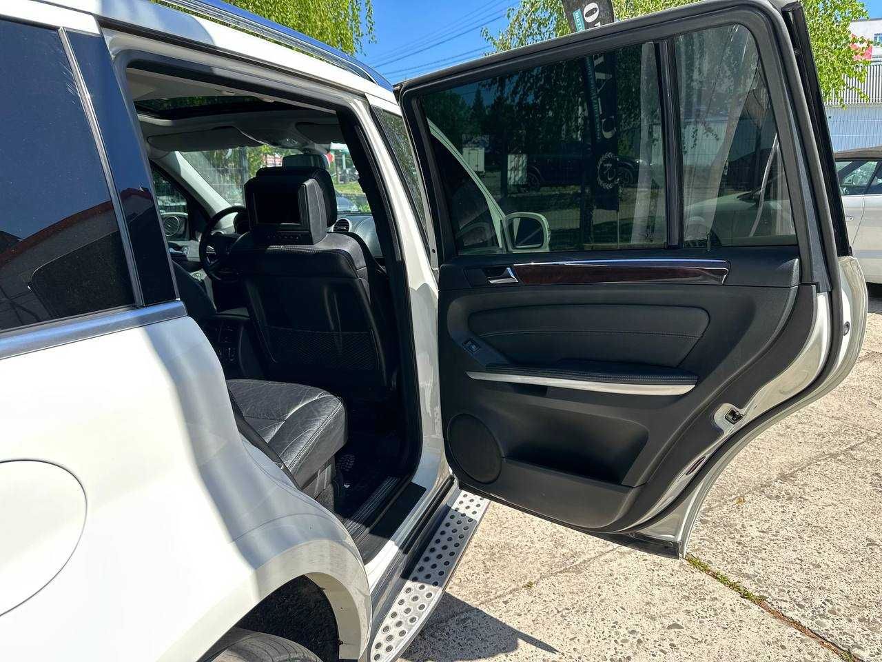MERCEDES-BENZ GL 550 купити в кредит БЕЗ АВАНСУ