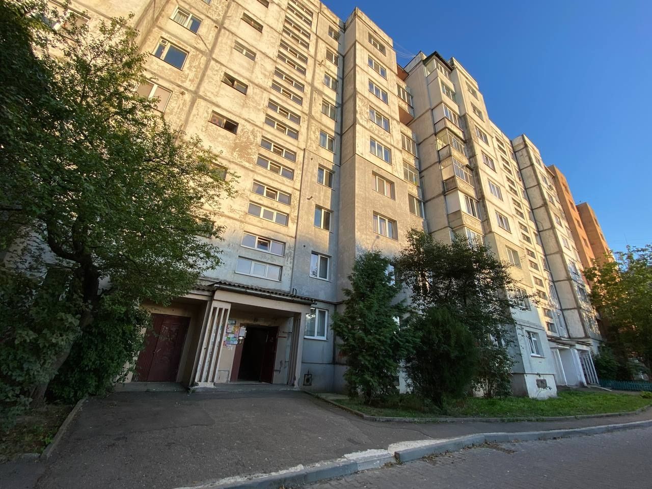 Терміновий продаж 3 кімн квартири по вул. Миколайчука поруч Арсену