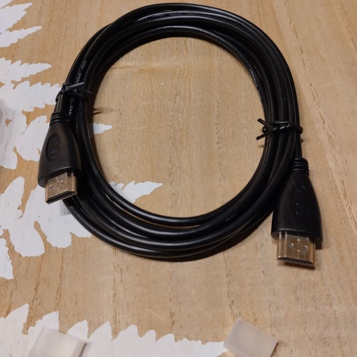 Kabel typu HDMI X 2 nowy 3 m