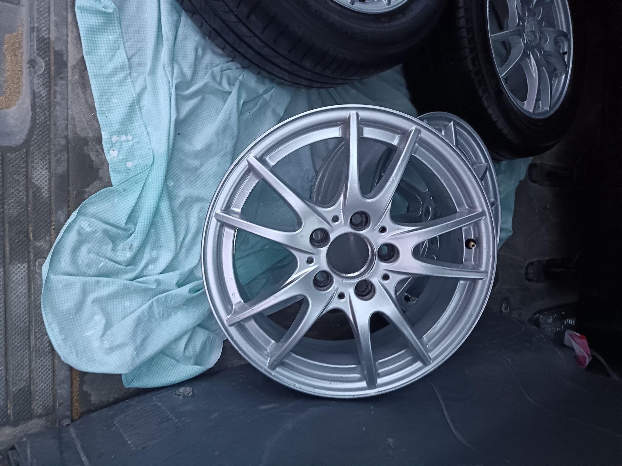 Vendo 4 Jantes para  Mercedes