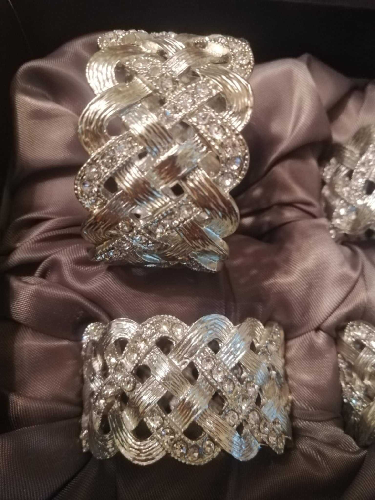 Кольцо белые кристаллы платина х4 L'Objet Braid