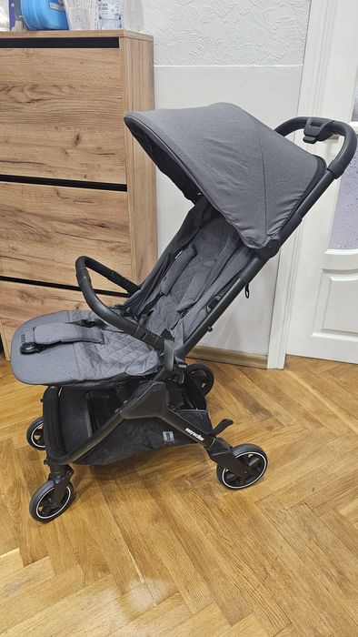 прогулянковий візочок easywalker Jackey