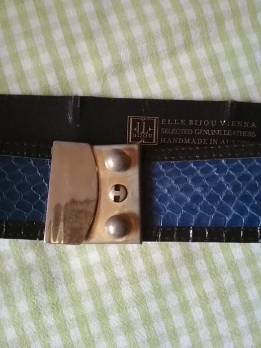 Ремень кожаный женский.