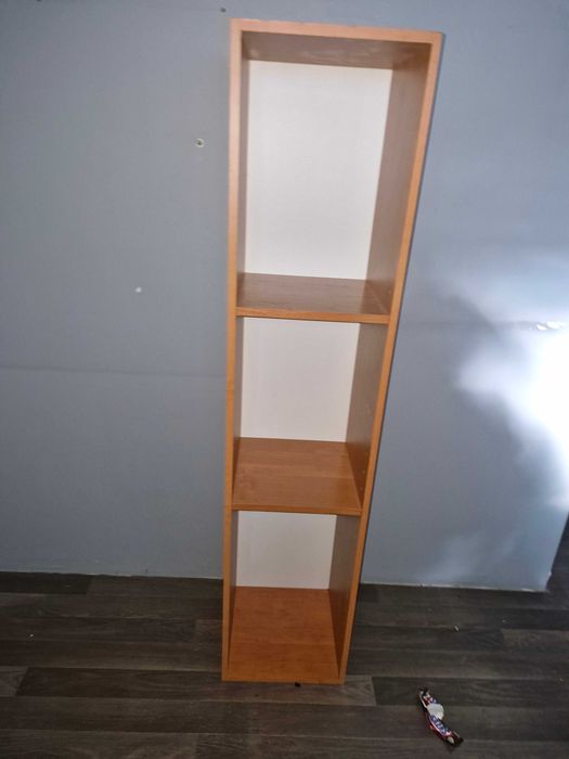komoda / słupek / bieliżniarka/ regał