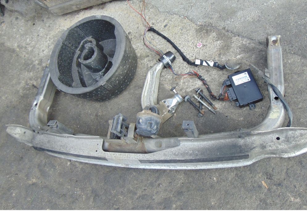 Hak orginal audi a4 b6 b7 wypinany + kluczyk kpl