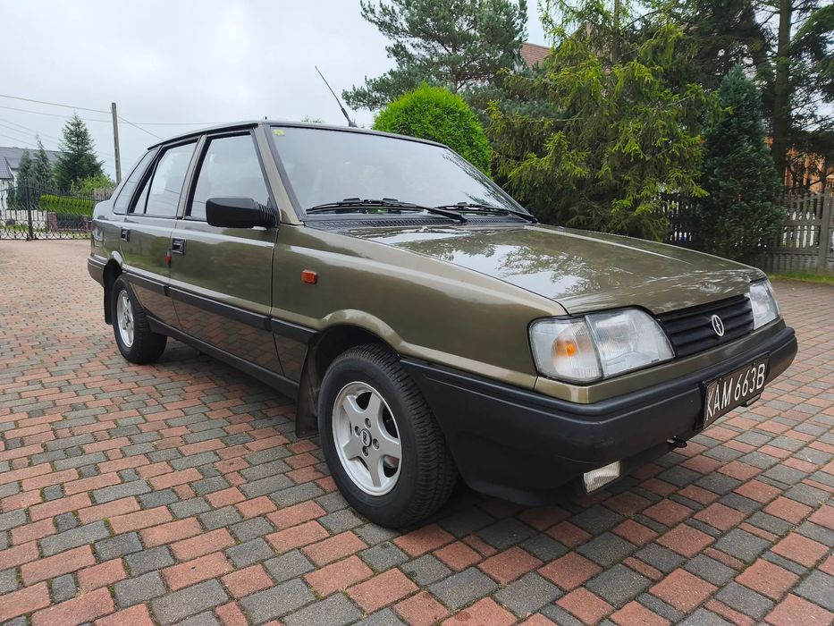 Polonez Atu Atu 1.6gli super stan mały przebieg