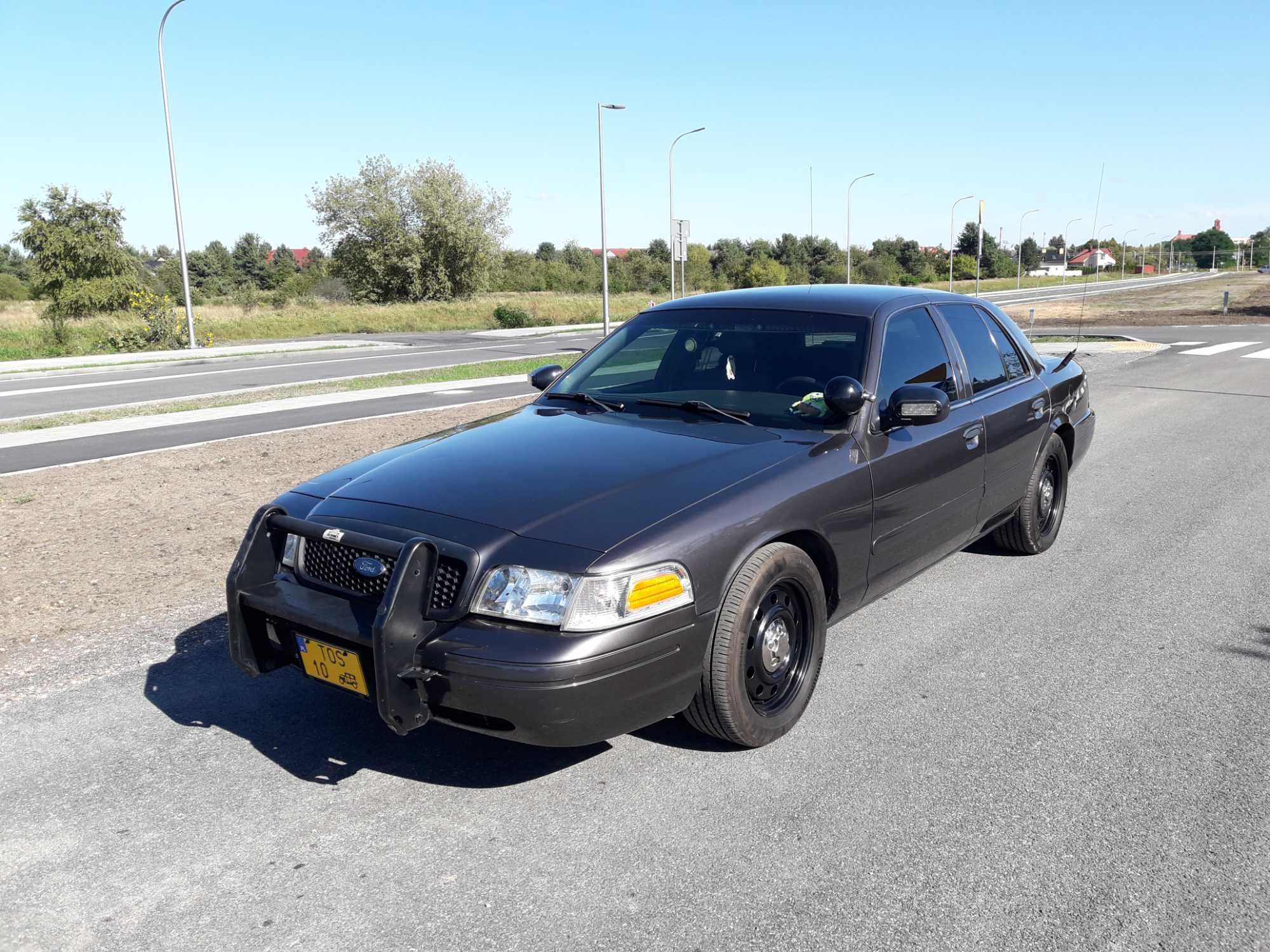 Ford Crown Victoria P71 Police Interceptor CVPI