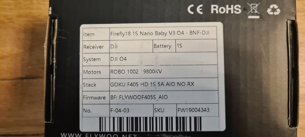 Flywoo firefly18  1S o4 BNF-DJI, 8 baterii ładowarka
