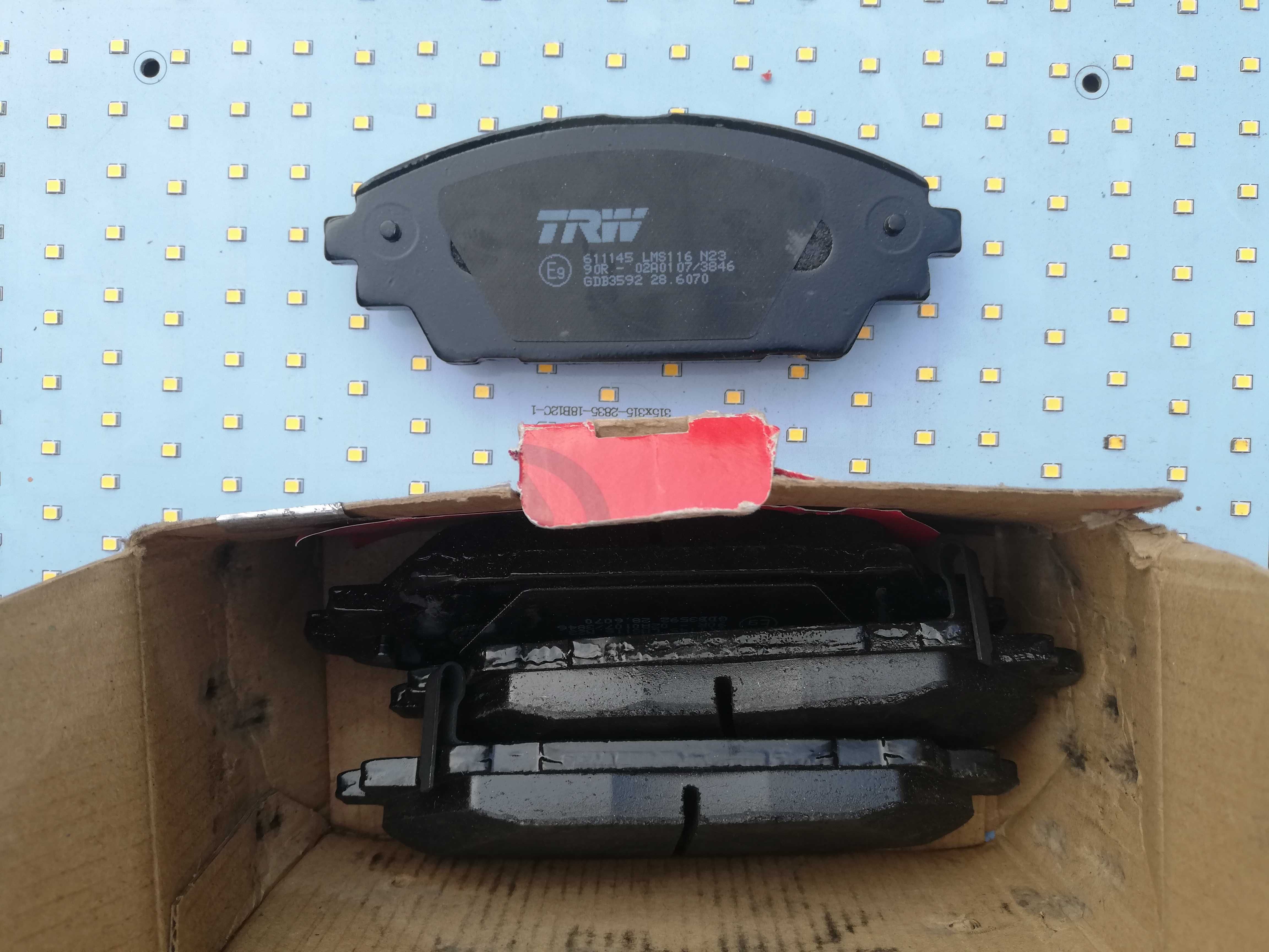 Klocki Hamulcowe Przód Mazda CX 3 TRW