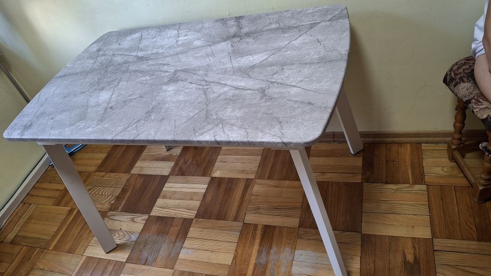 Стіл кухонний мдф.