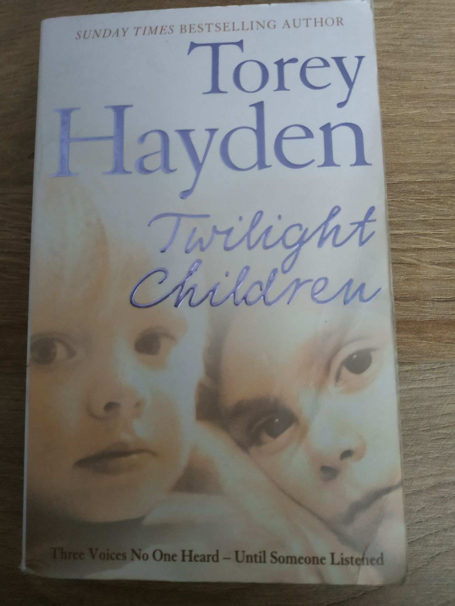 Książka: Twilight Children - T. Hayden