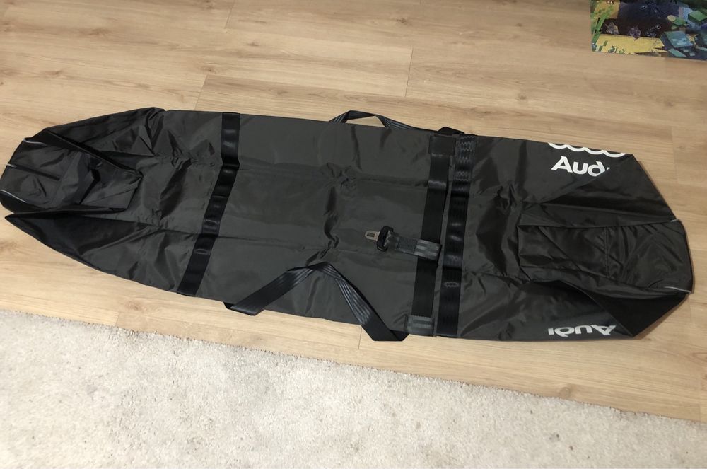 Pokrowiec na narty, rękaw, torba