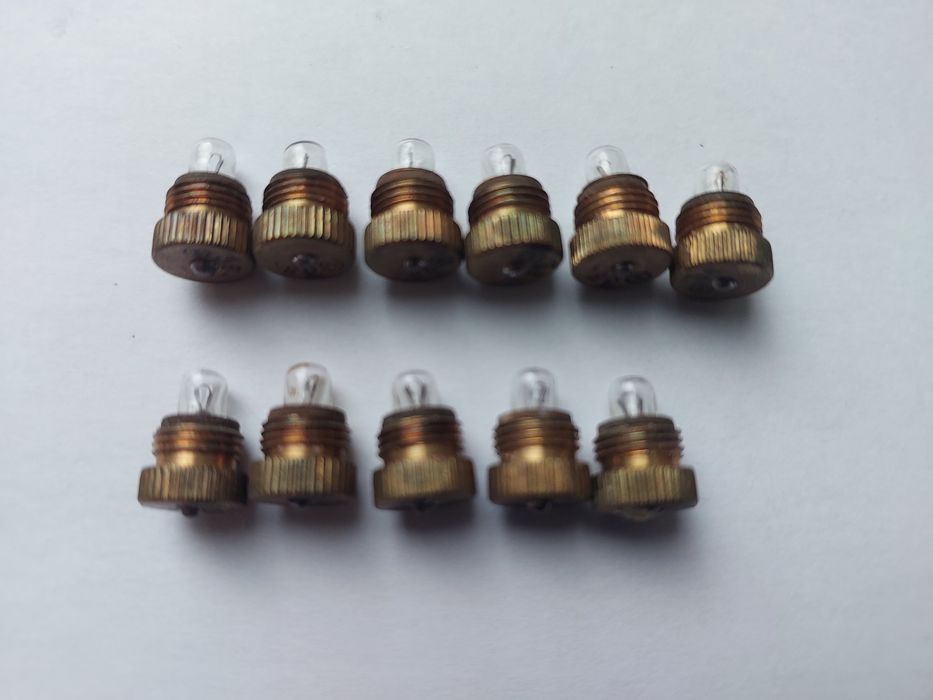 Мини  лампочка  3 вольта