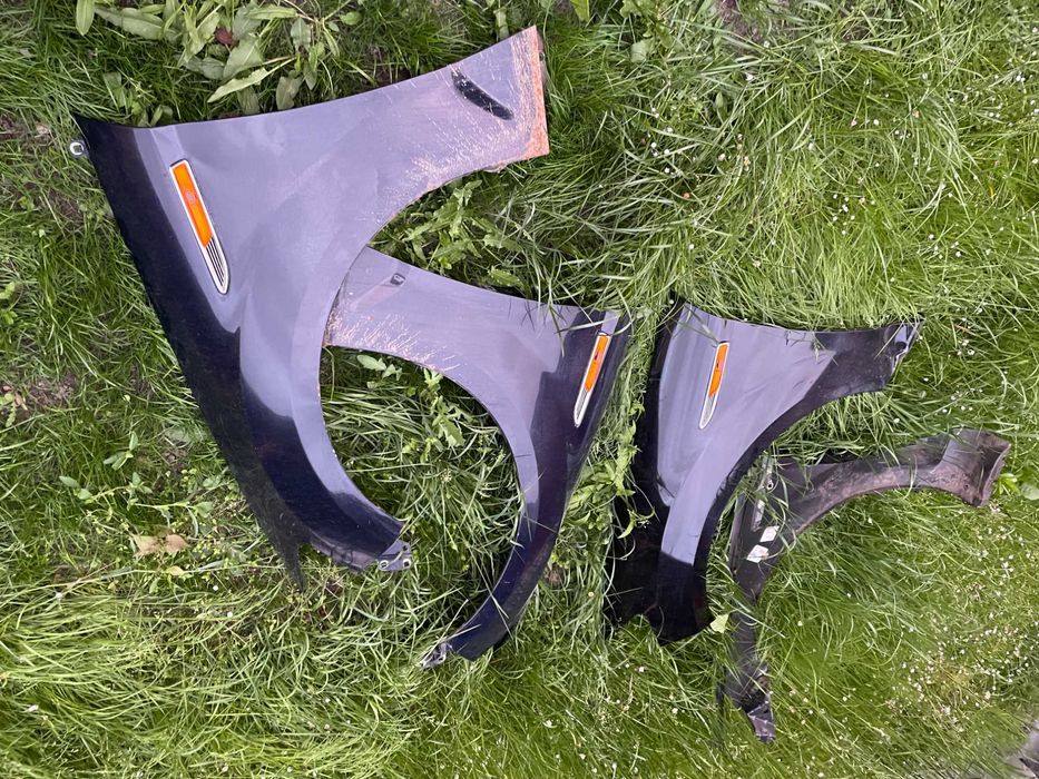 FORD MONDEO MK4 Błotnik błotniki P/L Kolor V6 i G6