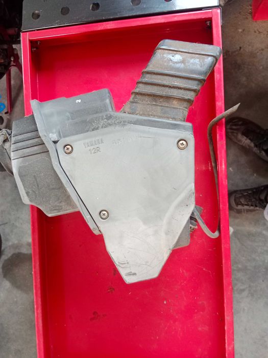 yamaha xs400 xs 400 airbox filtr powietrza obudowa filtra króćce gumy