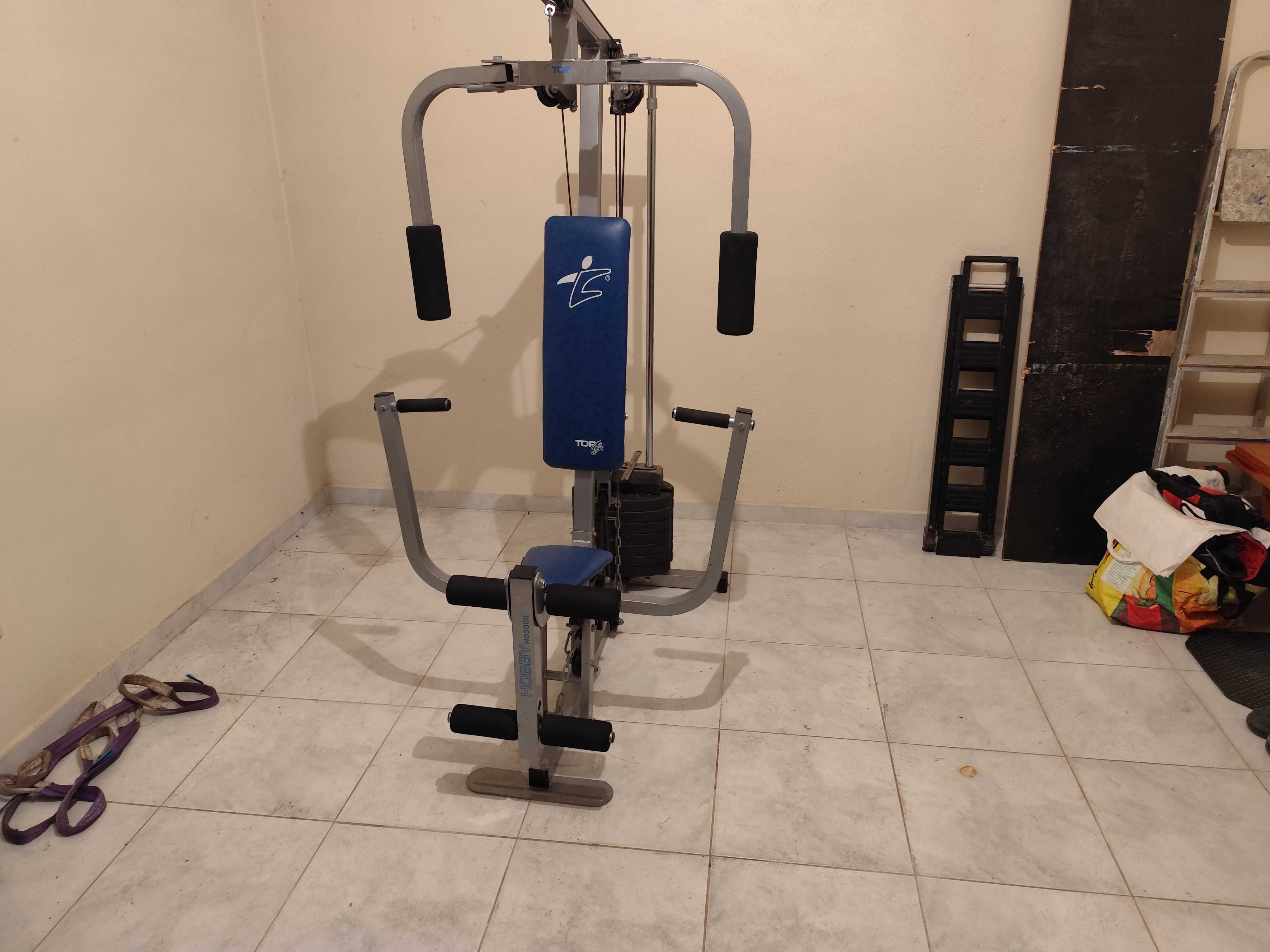 Máquina exercício multifunções