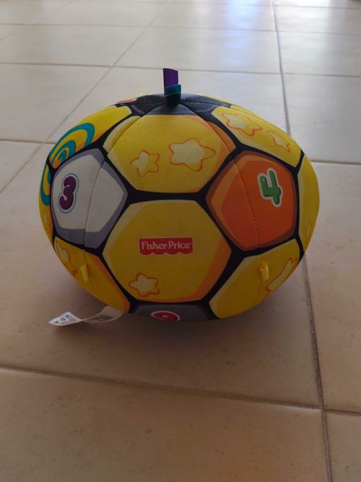 Bola de futebol cantante da fisher price